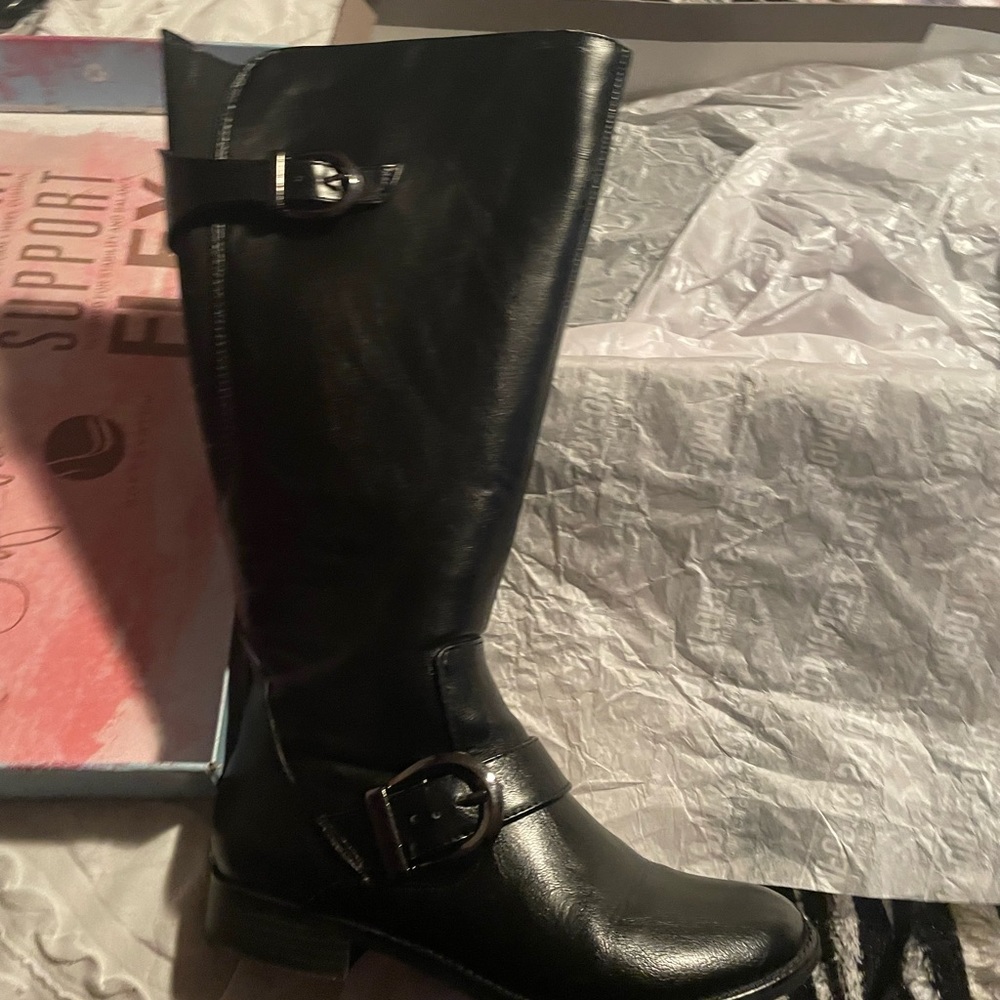 NEW Life stride Black boots